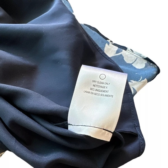 New SACHIN & VABI Navy Petal Floral One Shoulder Bow Chelsea Maxi Gown, Size 12 - Picture 9 of 12